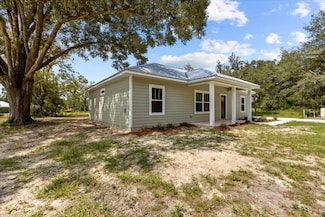 1115 Ricks St, Bell, FL 32619