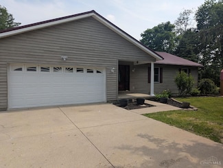 945 Lazenby Rd, Midland, OH 45148