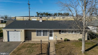 111 Border Rock Rd, Levittown, PA 19057