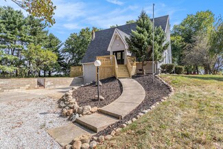 21548 Mason St, Edwardsburg, MI 49112