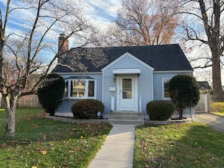 39 Westphal St, West Hartford, CT 06110