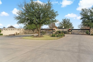 29 B Lake Breeze Dr, McKinney, TX 75071