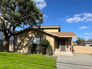8213 Stewart And Gray Rd, Downey, CA 90241