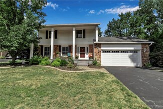 8130 Centre Ln, East Amherst, NY 14051