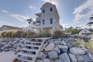 253 Saunders Ln, Gwynn, VA 23066