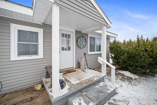 5942 Us Highway 31 S, Charlevoix, MI 49720