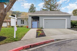 166 Cypress Point Way, Moraga, CA 94556