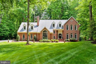 10635 Canterberry Rd, Fairfax Station, VA 22039