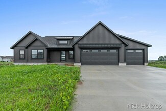12631 Ridgedale Dr, Allendale, MI 49401