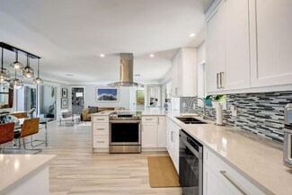 1807 NE 27th St, Wilton Manors, FL 33306