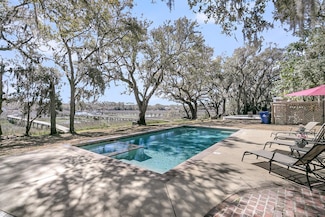 741 Creekside Dr, Mount Pleasant, SC 29464
