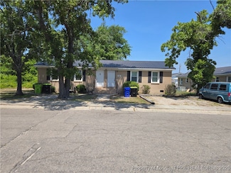 703 Lake Ave, Spring Lake, NC 28390
