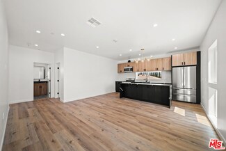 6049 Craner Ave Unit 2, North Hollywood, CA 91606