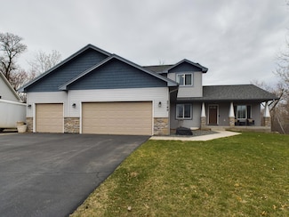 2749 Garfield Place S, Cambridge, MN 55008