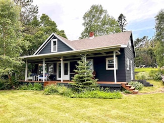 769 Macdonald Ave, Beaver Bay, MN 55601