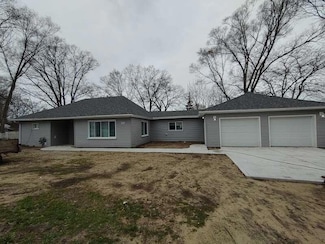 2871 Bailey St, Norton Shores, MI 49444