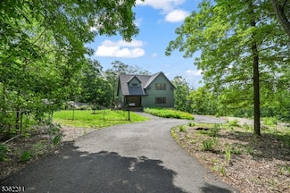 342 Germantown Rd, West Milford, NJ 07480