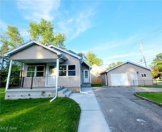 785 Grantwood Ave, Sheffield Lake, OH 44054
