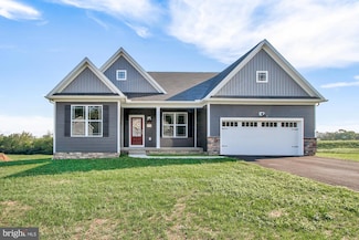 1816 Buck Hill Dr Unit 17, York, PA 17408