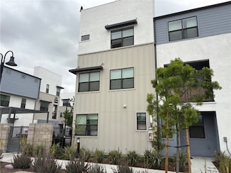 4061 E Luna Paseo Unit 32, Ontario, CA 91764