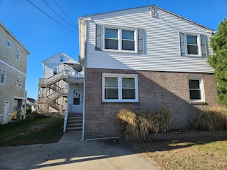 210 N Surrey Ave, Ventnor City, NJ 08406