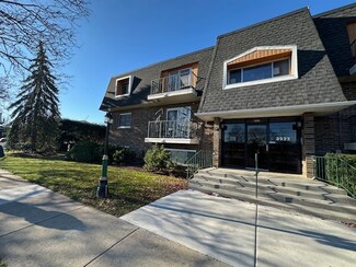 3222 Sanders Rd Unit 2D, Northbrook, IL 60062