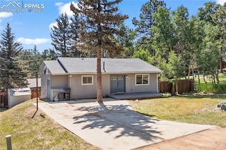 50 Holiday Dr, Woodland Park, CO 80863