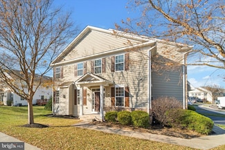 181 Fairfield Cir W, Royersford, PA 19468