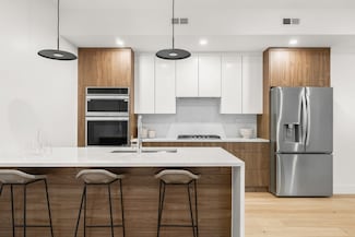 47 Condor St Unit 203, Boston, MA 02128