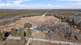 5378 Silverdale Rd, Sturgeon Bay, WI 54235