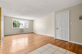 15 Staples Ave Unit 31, Everett, MA 02149