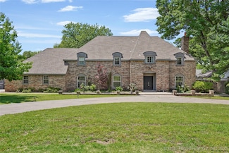 5922 S Jamestown Ave, Tulsa, OK 74135
