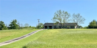 1518 Louisiana 114, Hessmer, LA 71341