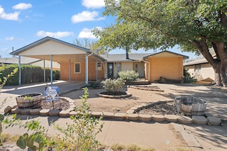 705 6th St, Wolfforth, TX 79382