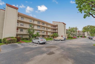 25 Abbey Ln Unit 300, Delray Beach, FL 33446