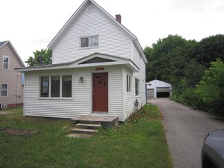 6691 State St, Newberry, MI 49868