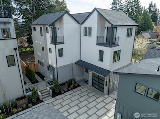 13542 39th Ave NE Unit A, Seattle, WA 98125
