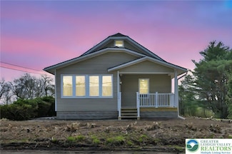 66 Fairview St, Barnesville, PA 18214