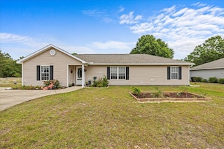 1192 Oakwood Lakes Blvd, Defuniak Springs, FL 32433