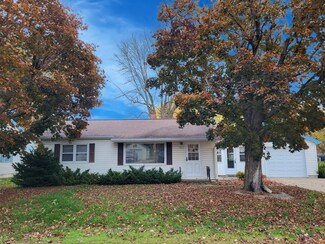 1421 Erickson Ave, Marshfield, WI 54449