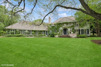 1 Far Hills Rd, Barrington, IL 60010
