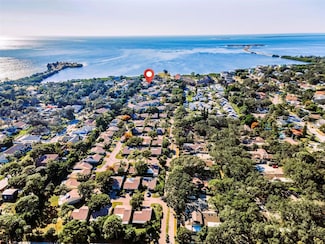 631 Windrush Bay Dr Unit 143, Tarpon Springs, FL 34689