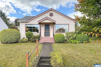 216 E 10th St, Port Angeles, WA 98362