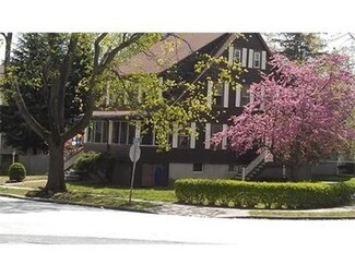 431 Lovell St, Worcester, MA 01602