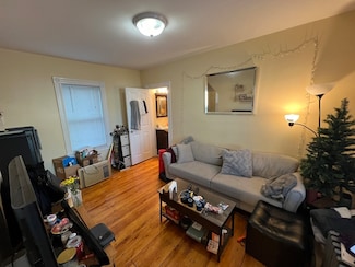 6 White St Place Unit RR, Cambridge, MA 02140