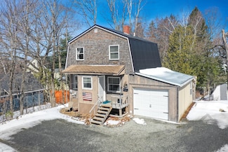 77 Church St, Presque Isle, ME 04769