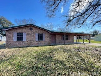 1303 Celeste St, Vinton, LA 70668