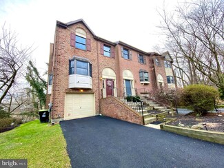 22 Holly Way, Wilmington, DE 19809