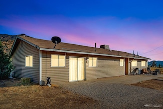 21508 Walker Basin Rd, Caliente, CA 93518