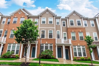 129 Eisenhower Ln, Wood Ridge, NJ 07075